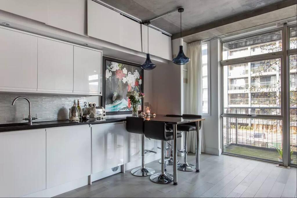 Canal-Side Apartment In Shoreditch لندن المظهر الخارجي الصورة